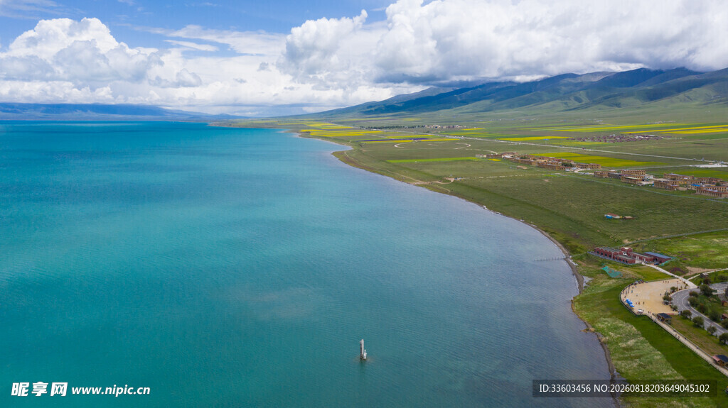 青海湖绝美湖岸风光