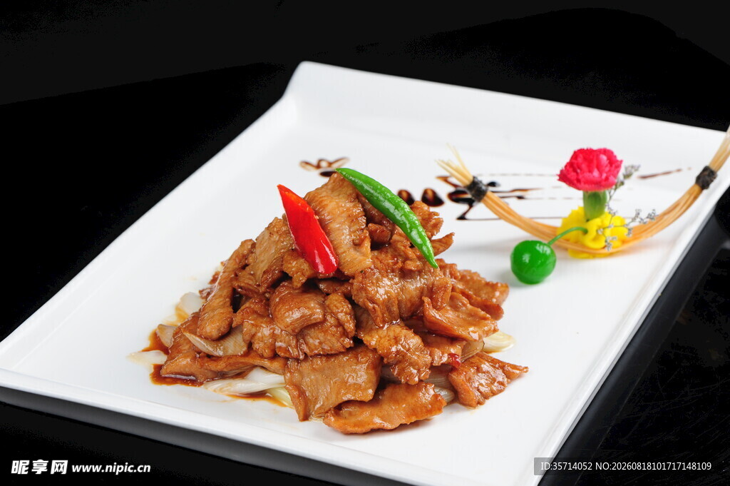 美味爆炒松板肉