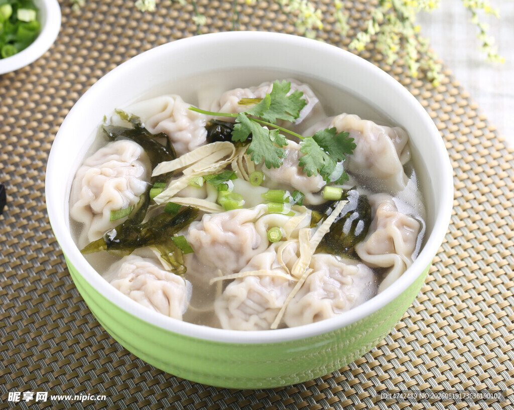 鲜肉馄饨