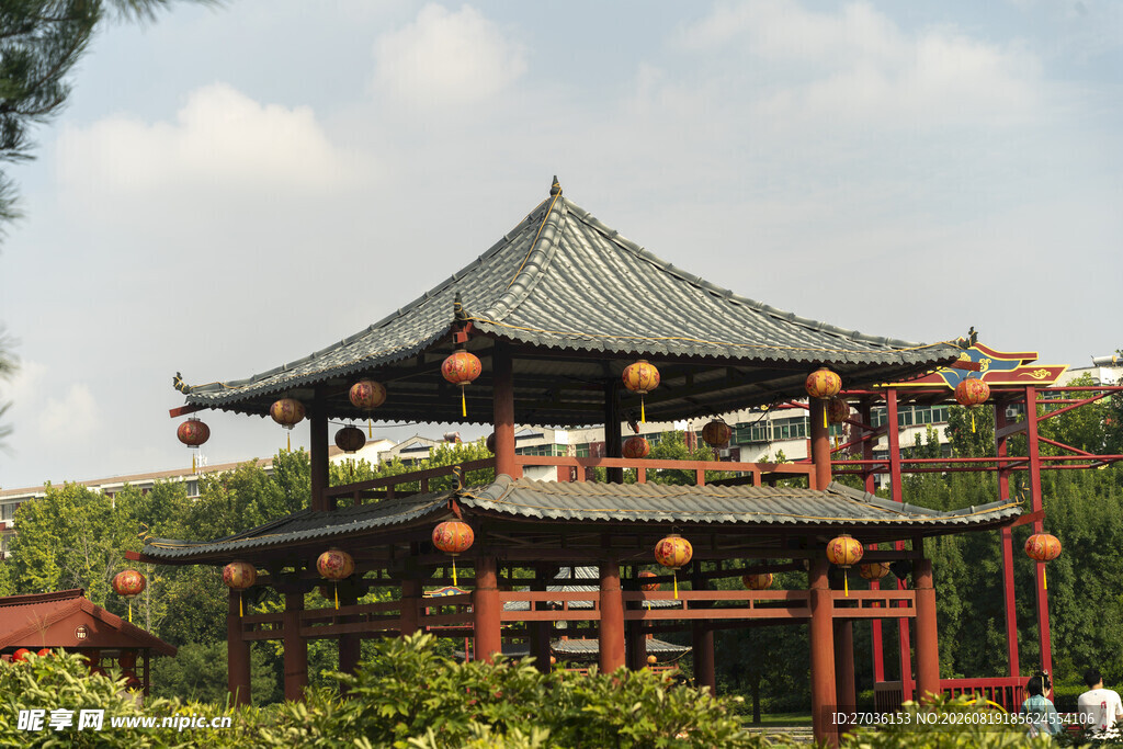 中式古亭  尽显典雅韵味