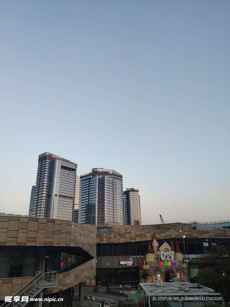 购物中心