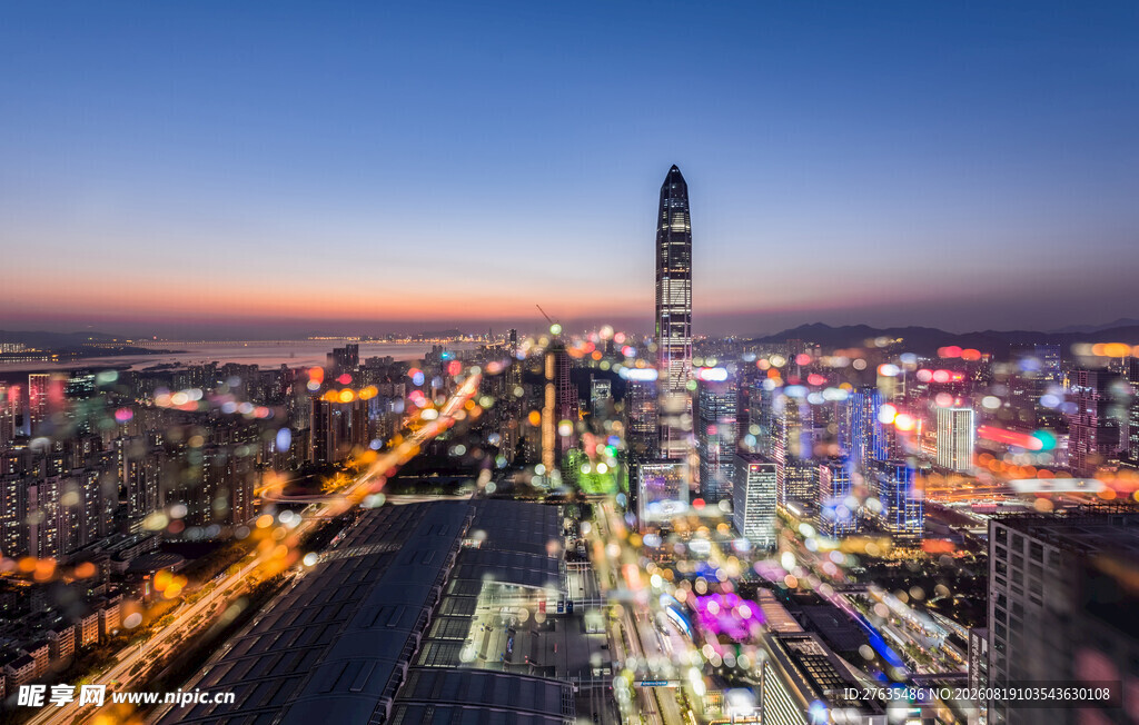 城市璀璨夜景俯瞰图