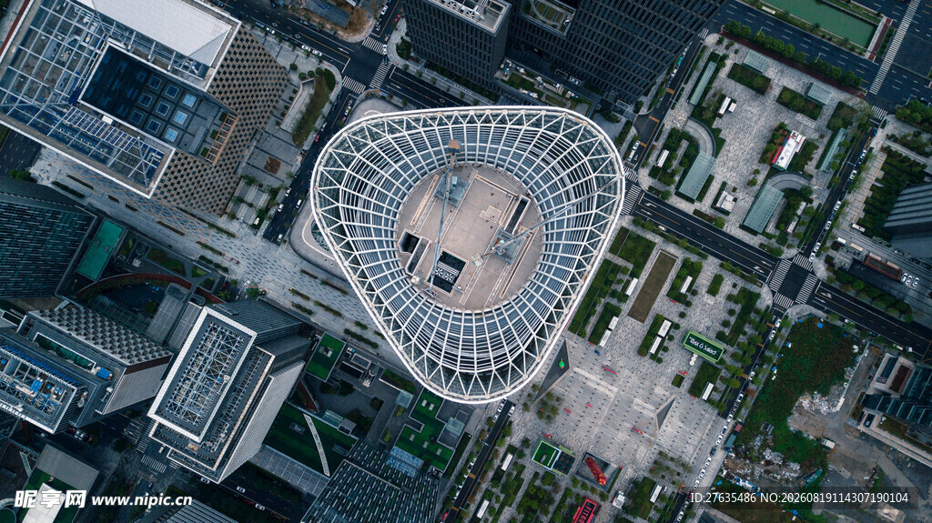 俯瞰独特造型的地标建筑