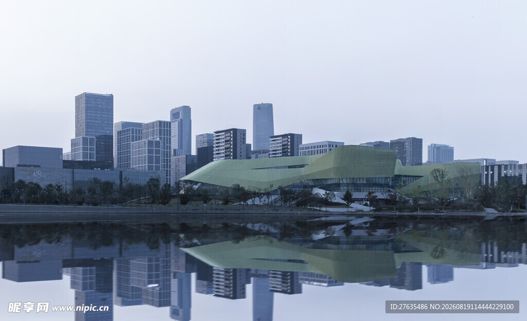 城市湖畔风光倒影美景