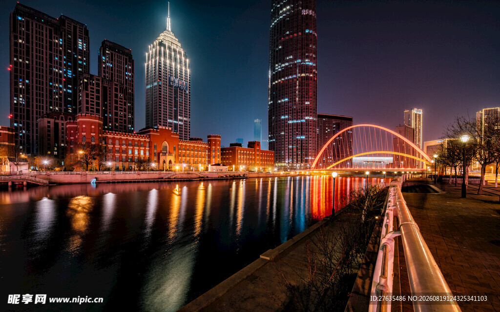 城市河畔夜景风光