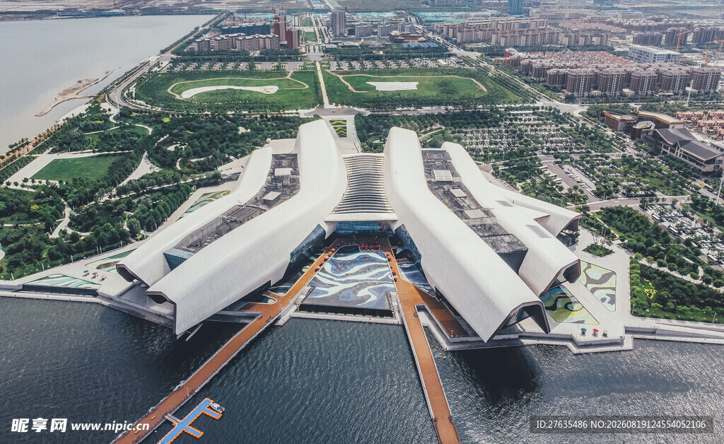 现代风格桥梁建筑景观