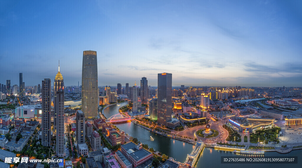 城市璀璨夜景俯瞰图