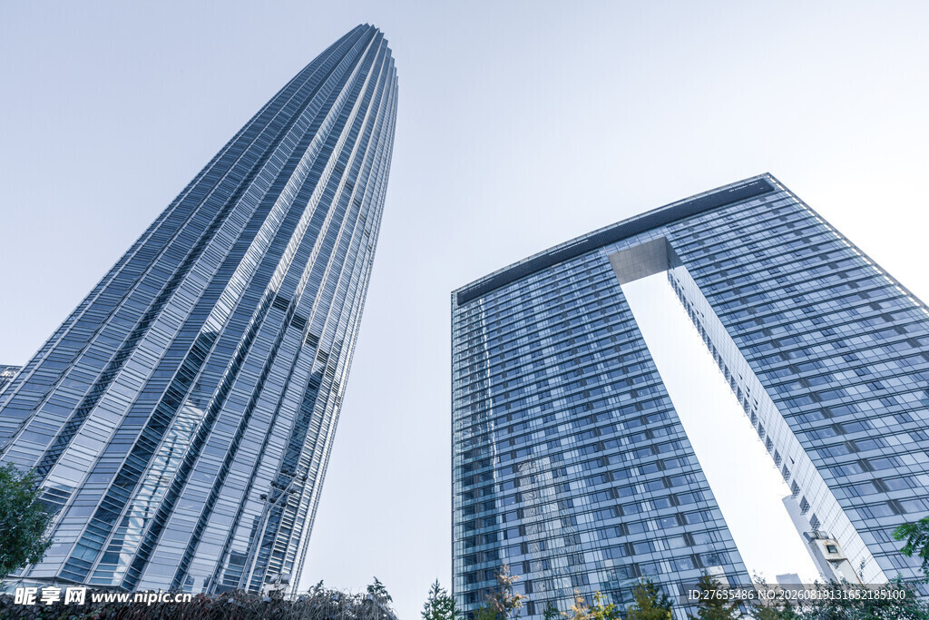 现代摩天大楼城市景观