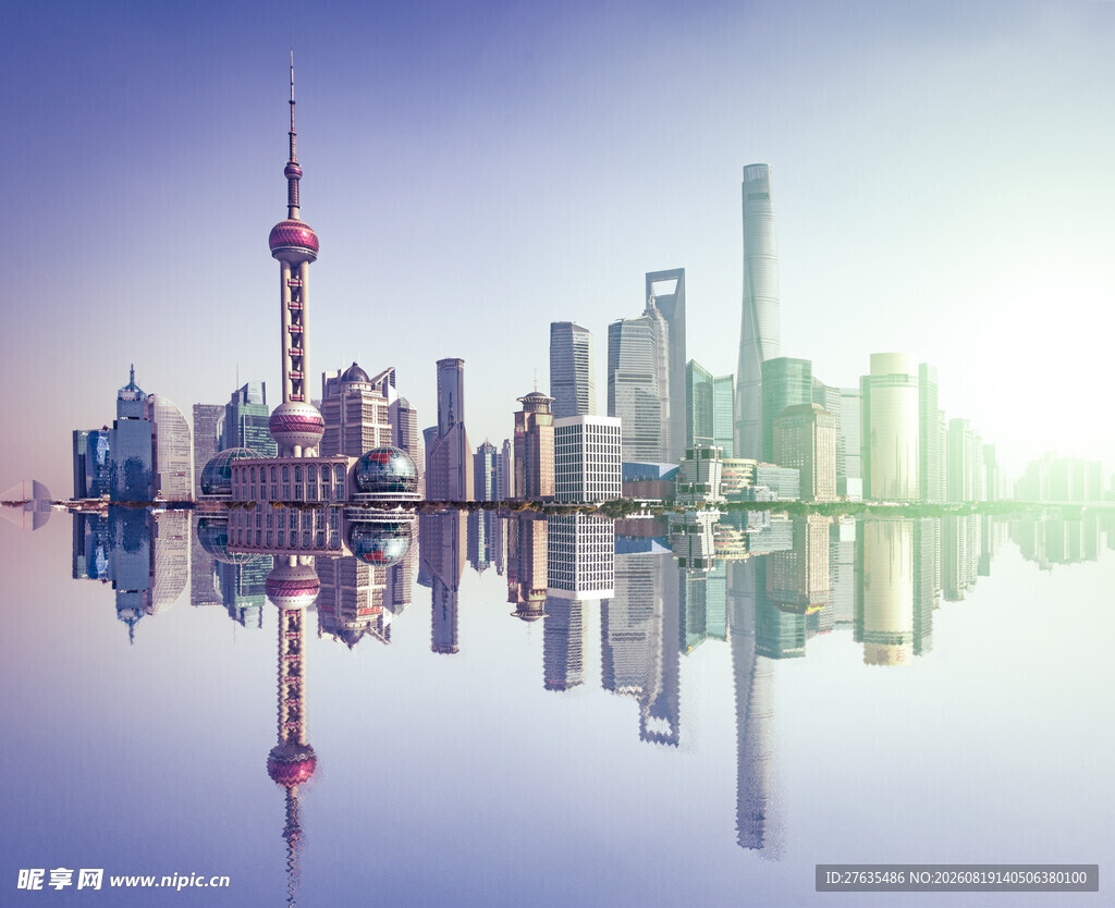上海城市天际线倒影美景