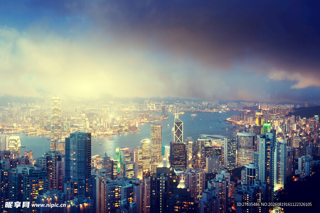 繁华都市夜景俯瞰
