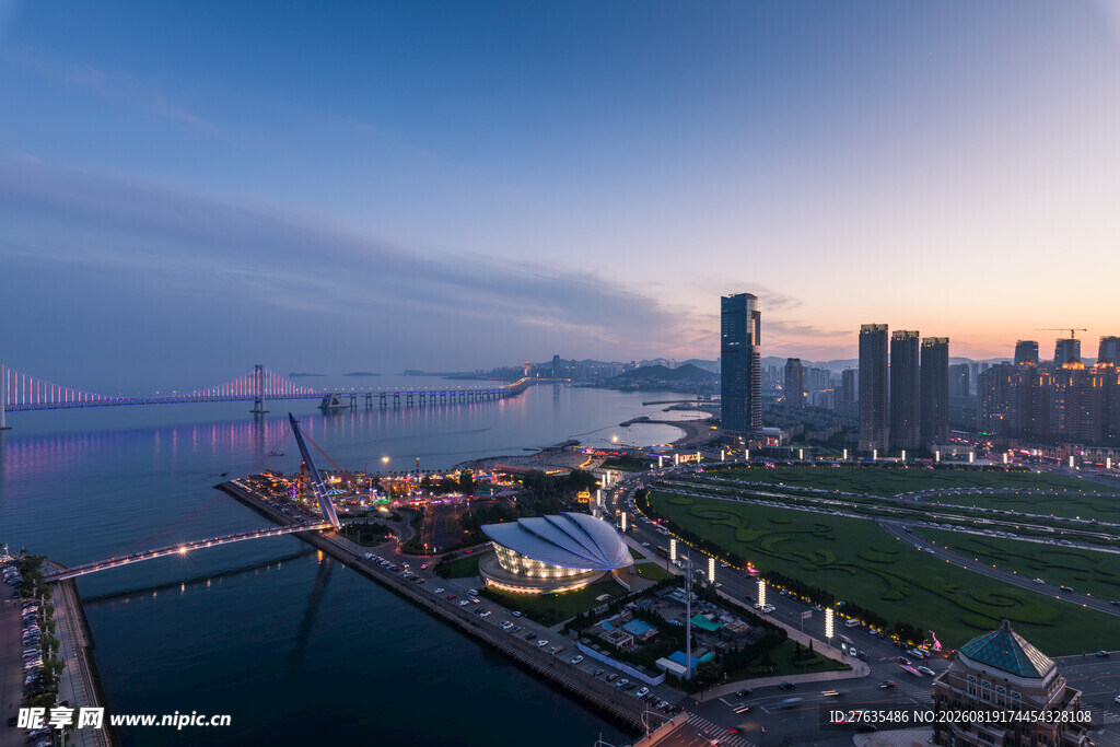 海滨城市美丽天际线景观