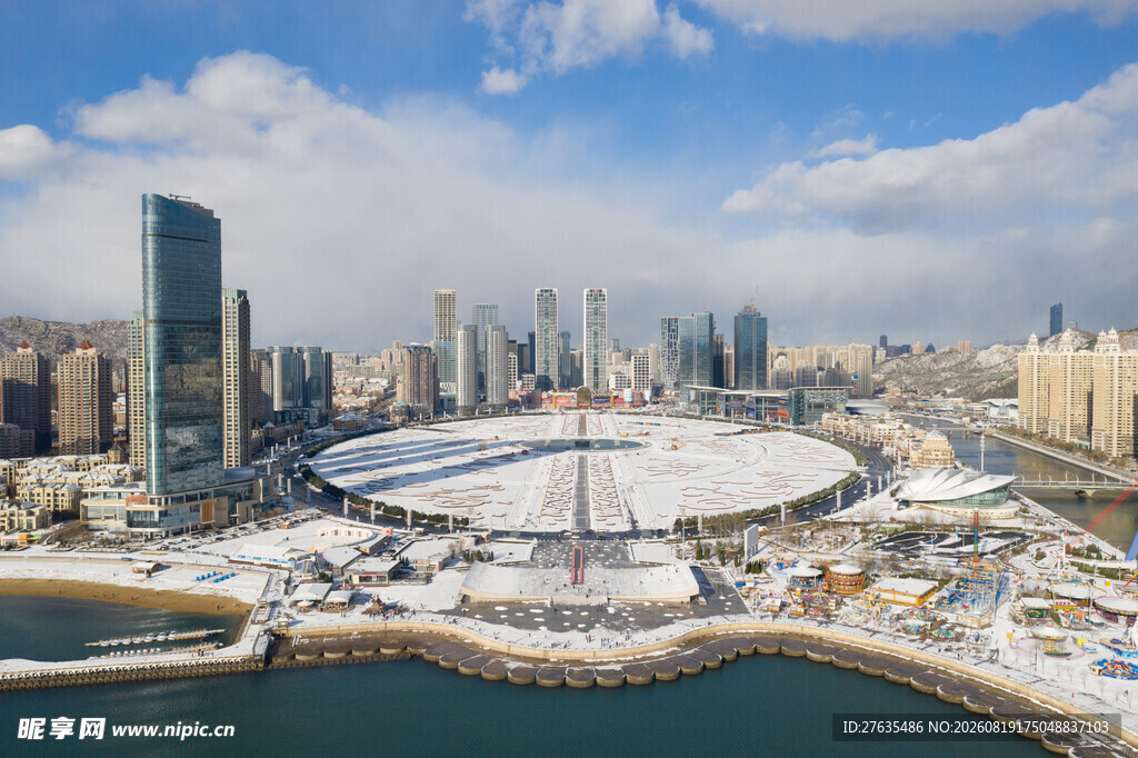 海滨城市现代建筑景观