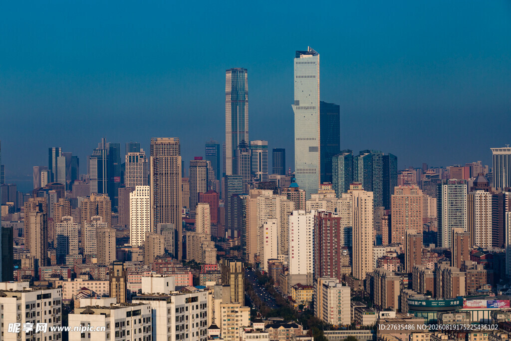 繁华都市天际线景观