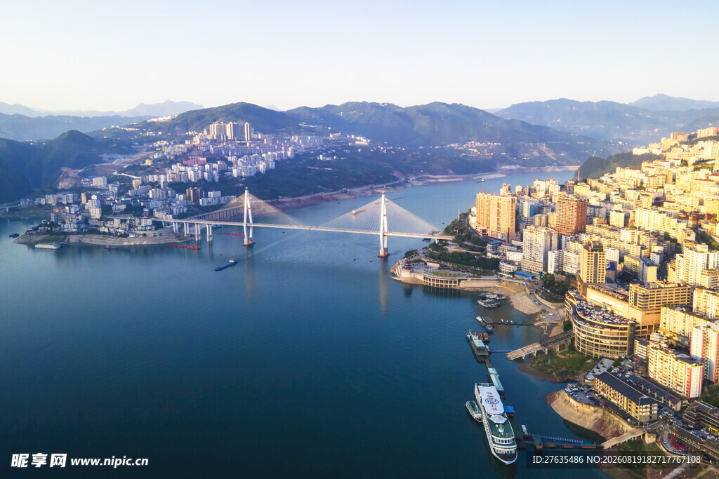 海湾城市美景