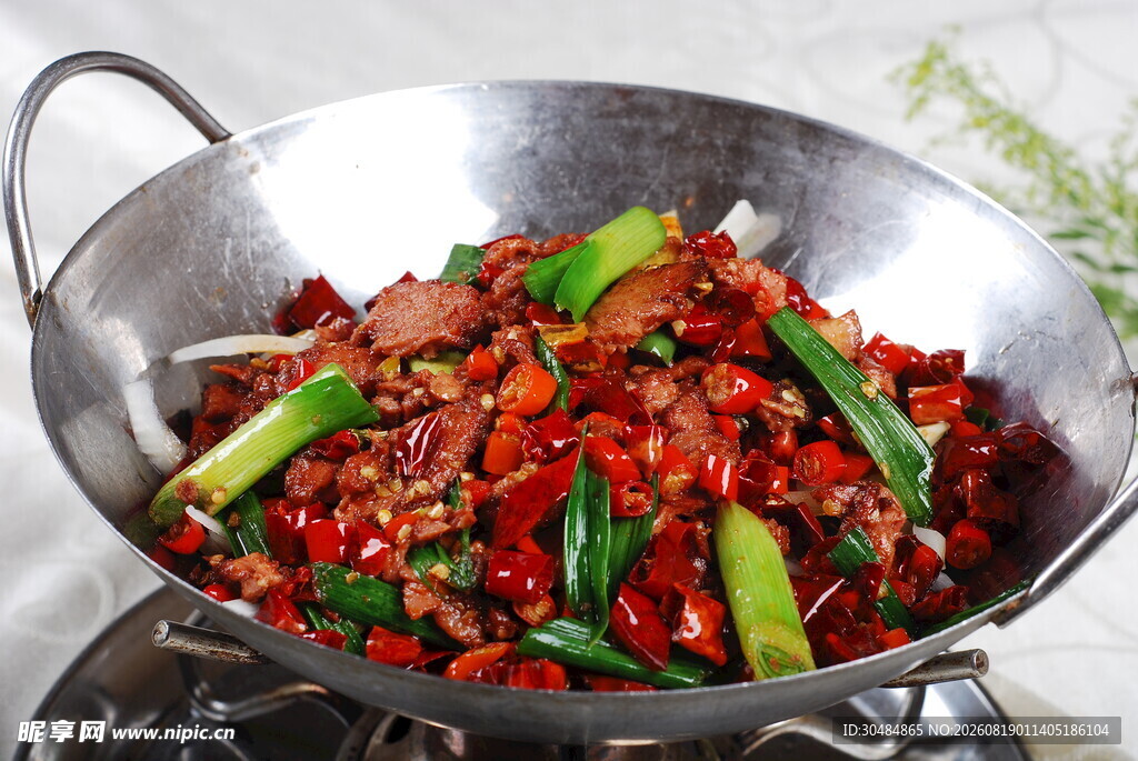 干锅腊狗肉 