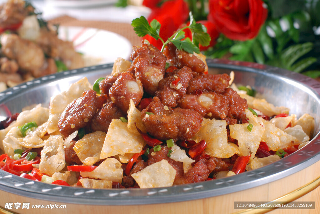 美味香酥炒肉块