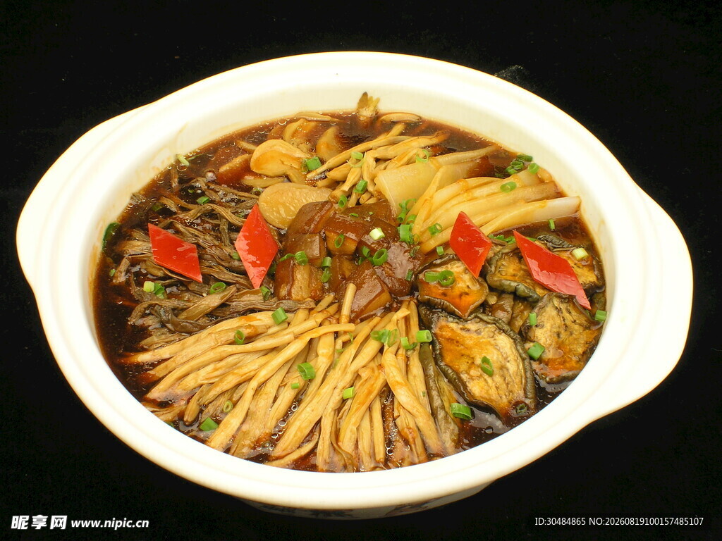 美味砂锅金针菇煲