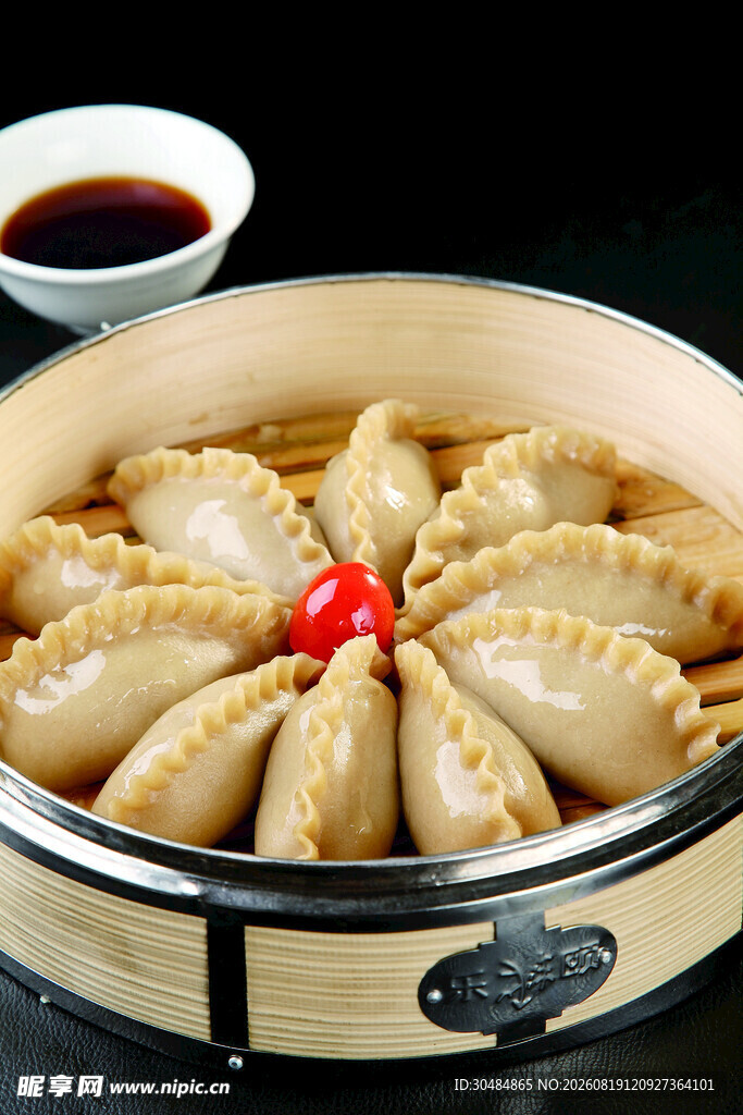 酸菜莜面饺子