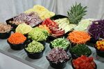 多彩新鲜蔬菜拼盘展示