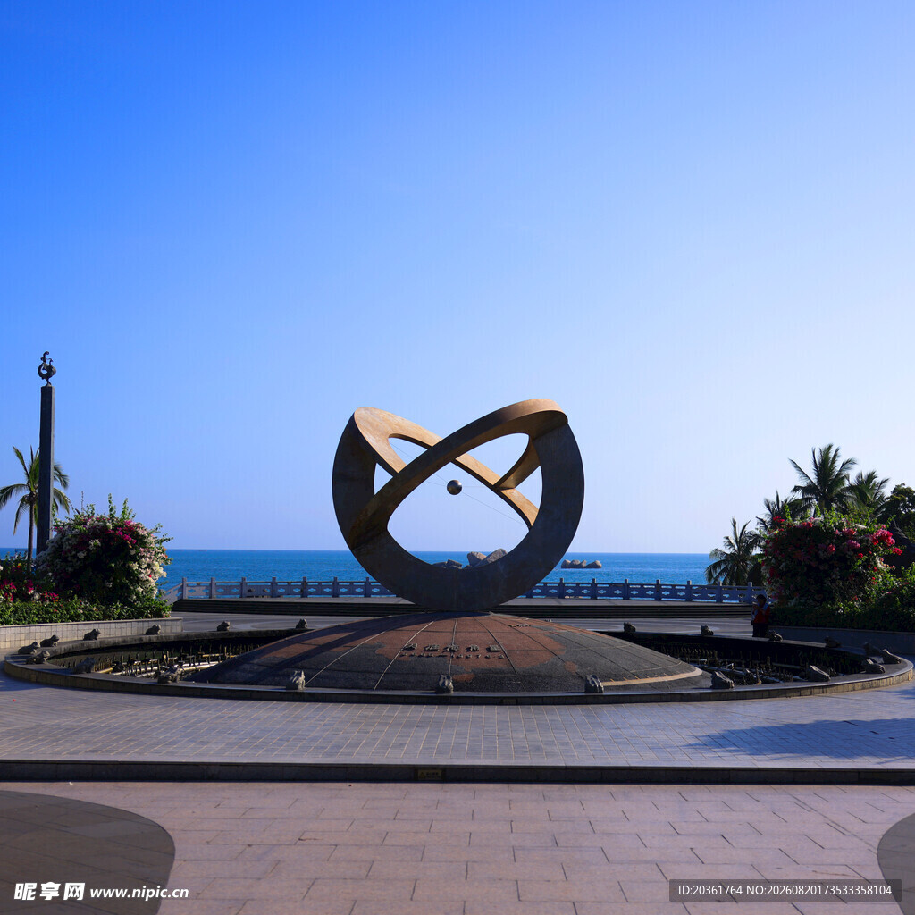 海边独特雕塑景观