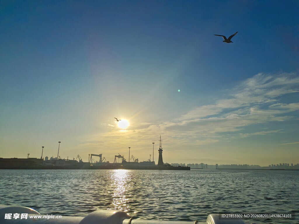 海上日出美景