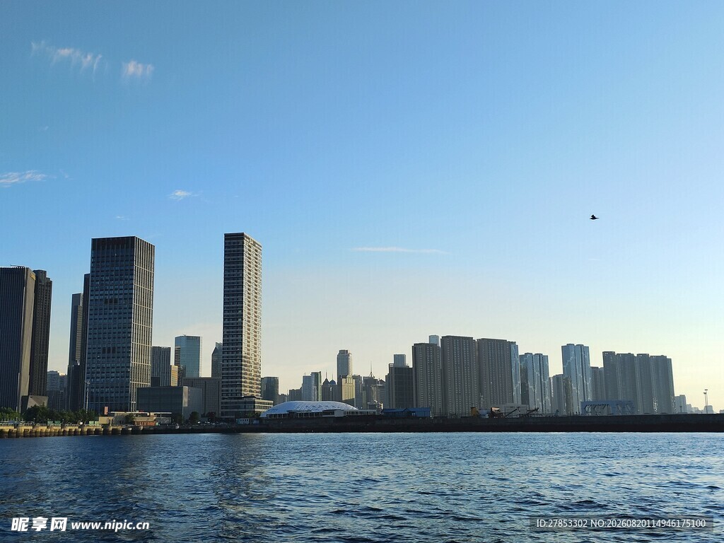 城市滨水天际线景观
