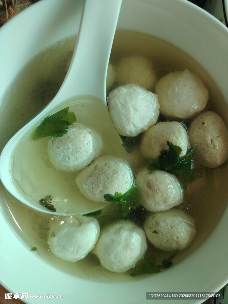 鱼丸汤