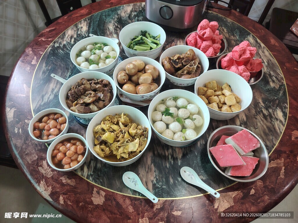 丰盛美食