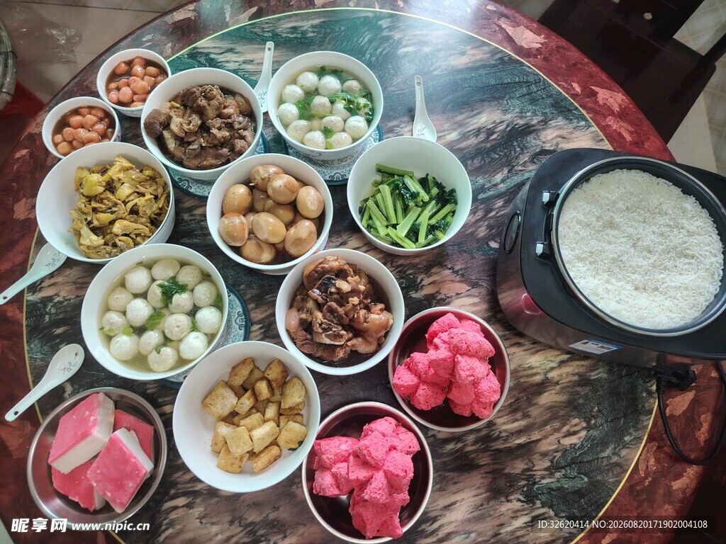 丰盛中式菜肴