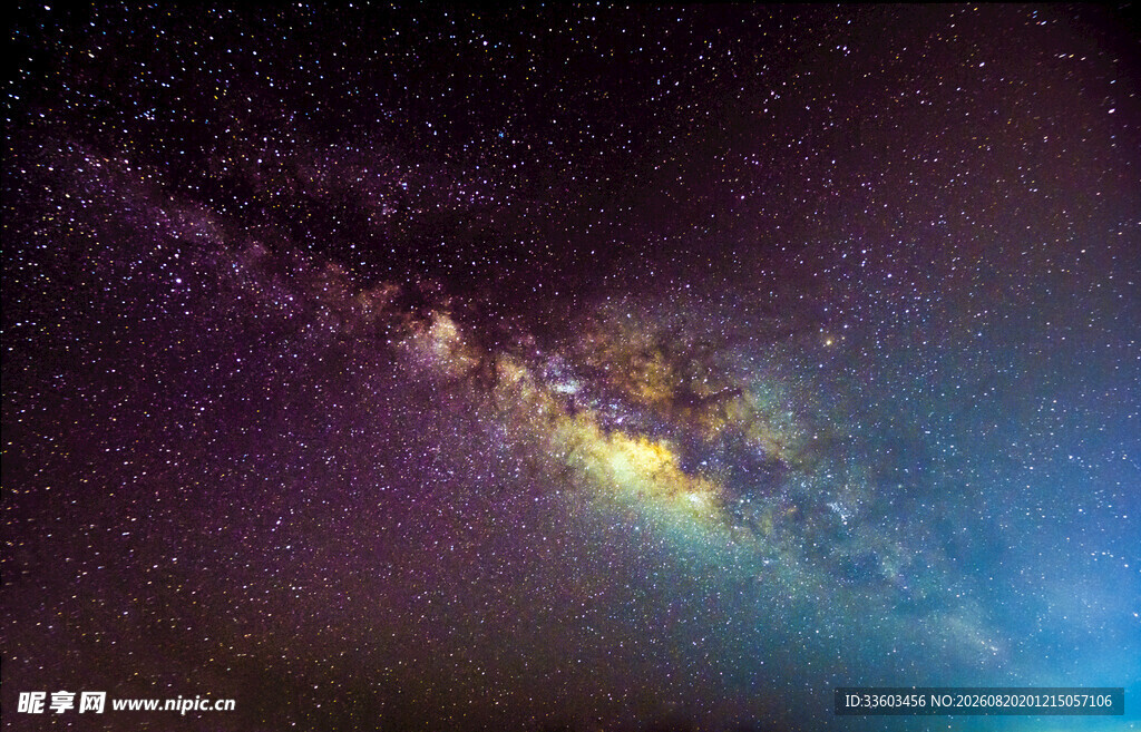 璀璨壮丽的宇宙星空景象