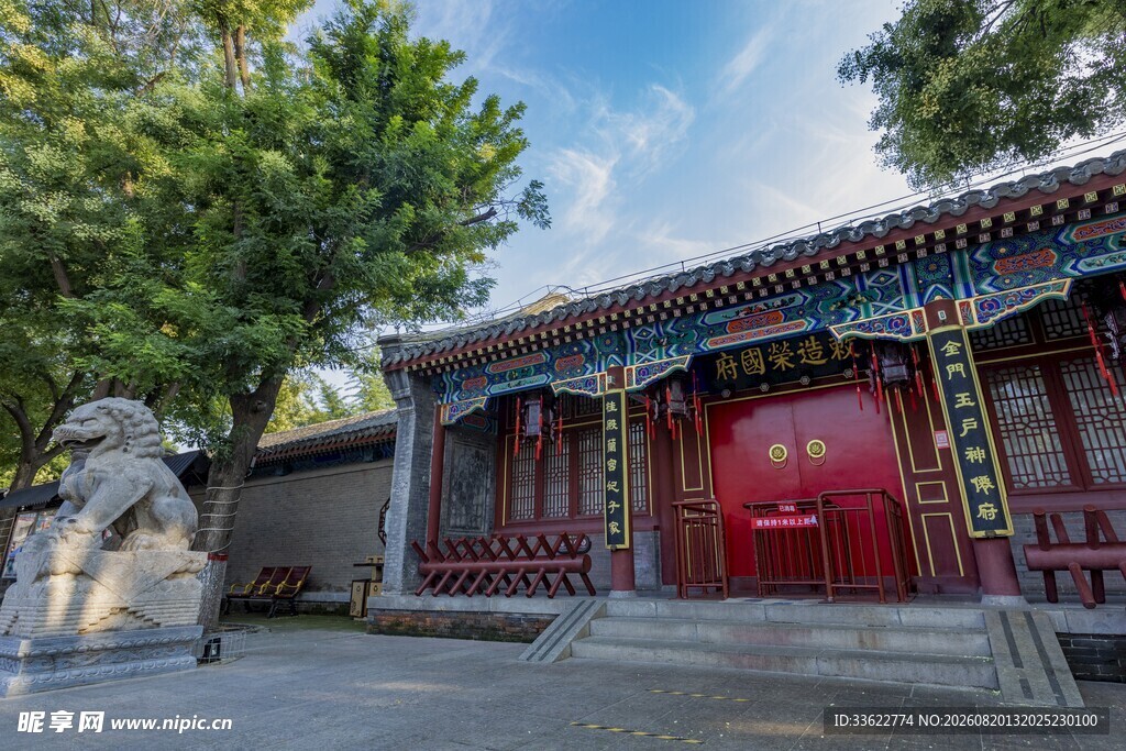 中式古宅红门典雅景致