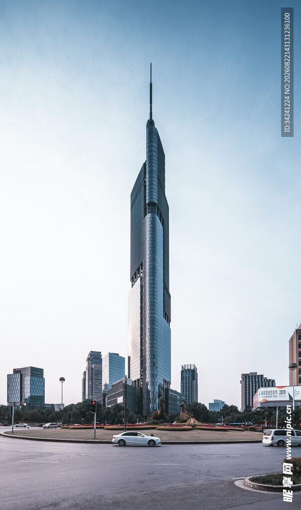城市天际线中的摩天大楼
