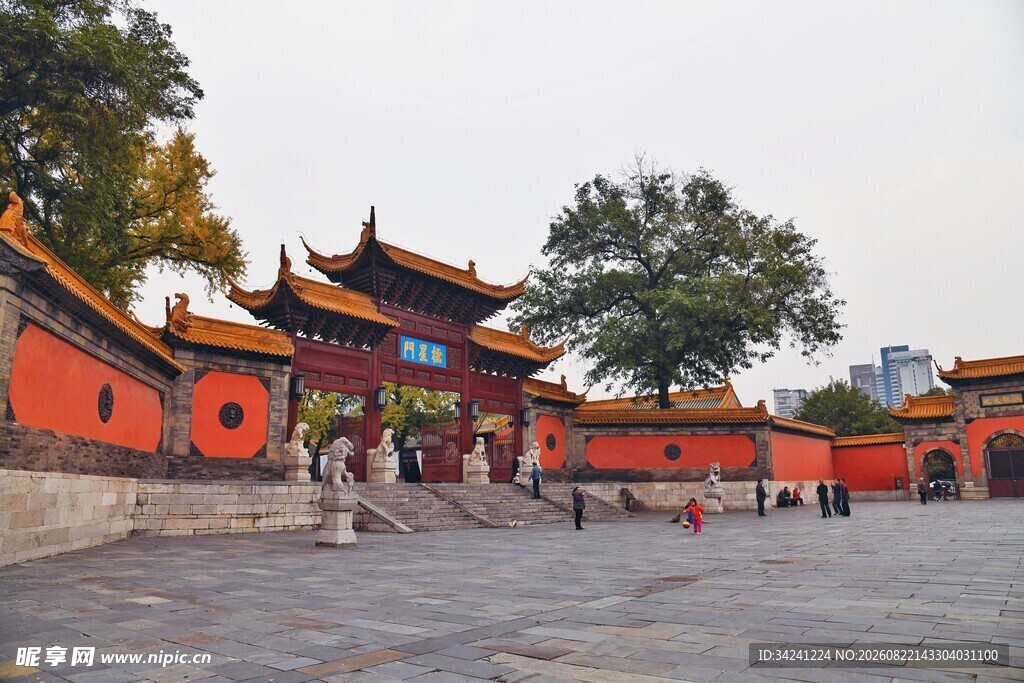 古色古香的中式传统建筑群