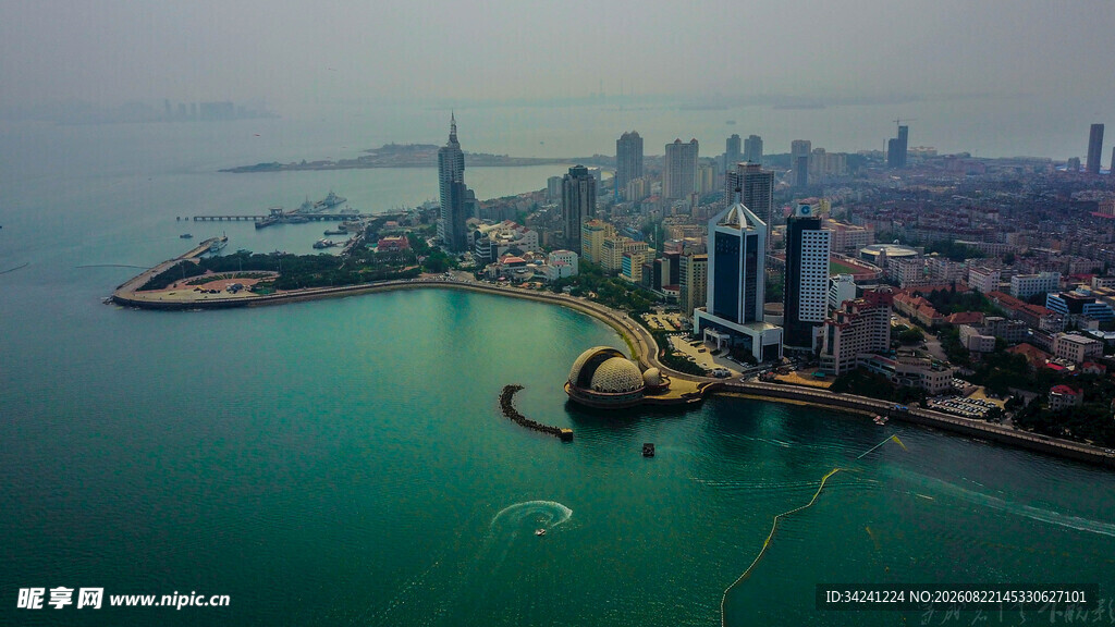 海滨城市美丽天际线景观