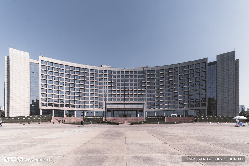 弧形现代建筑外观
