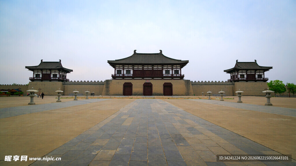 中式古建筑群气势恢宏