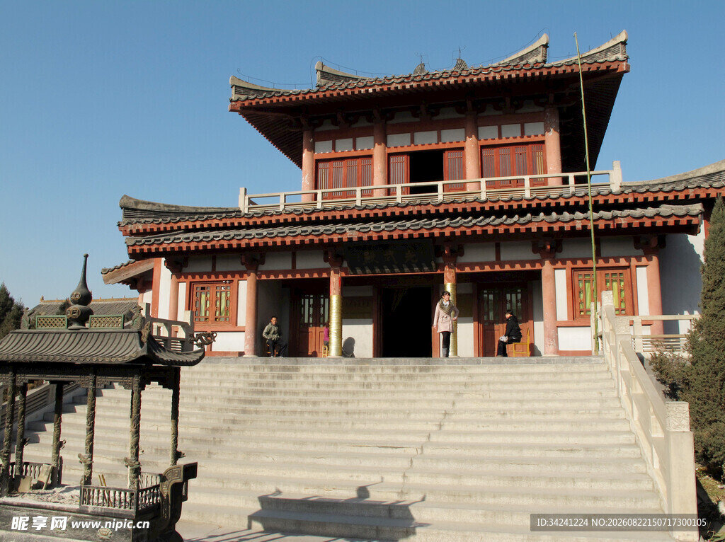 中式古建筑庙宇外观