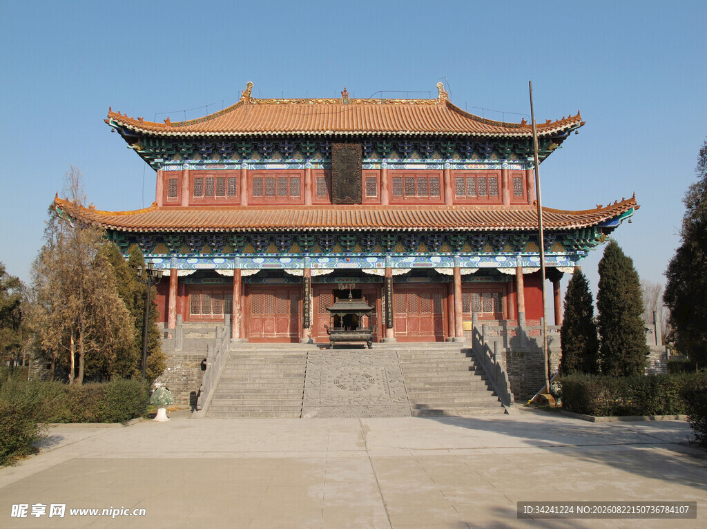 中式古建筑庙宇外观