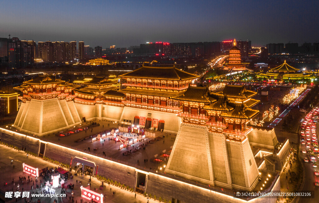 西安古城墙夜景璀璨