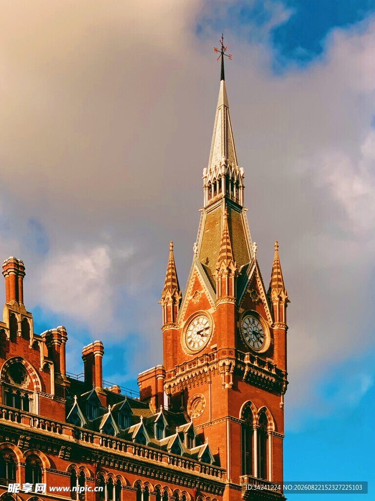 哥特式钟楼建筑景观