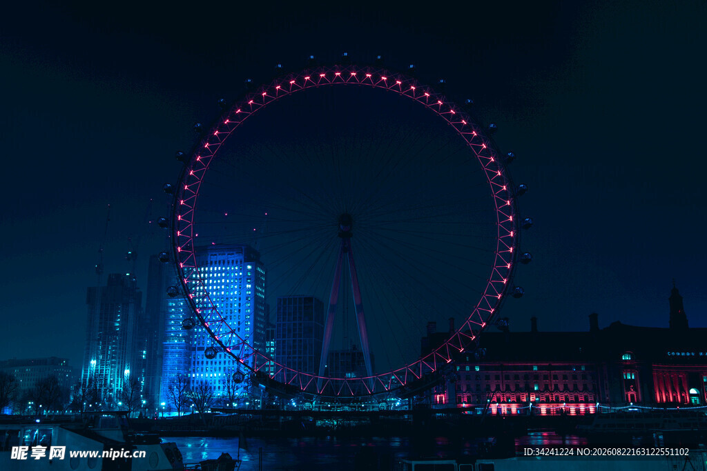 伦敦眼夜景璀璨夺目