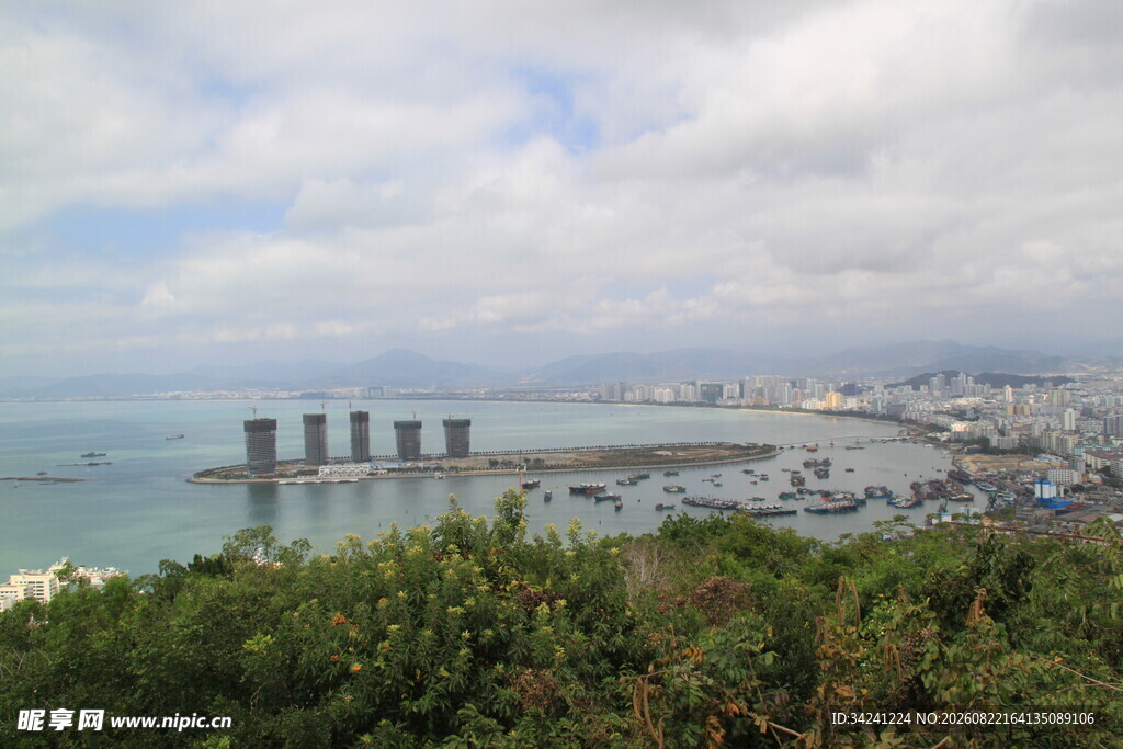 海滨城市跨海桥风景