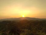 日落山林美景