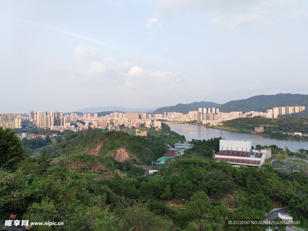 城市山林间的美丽景致