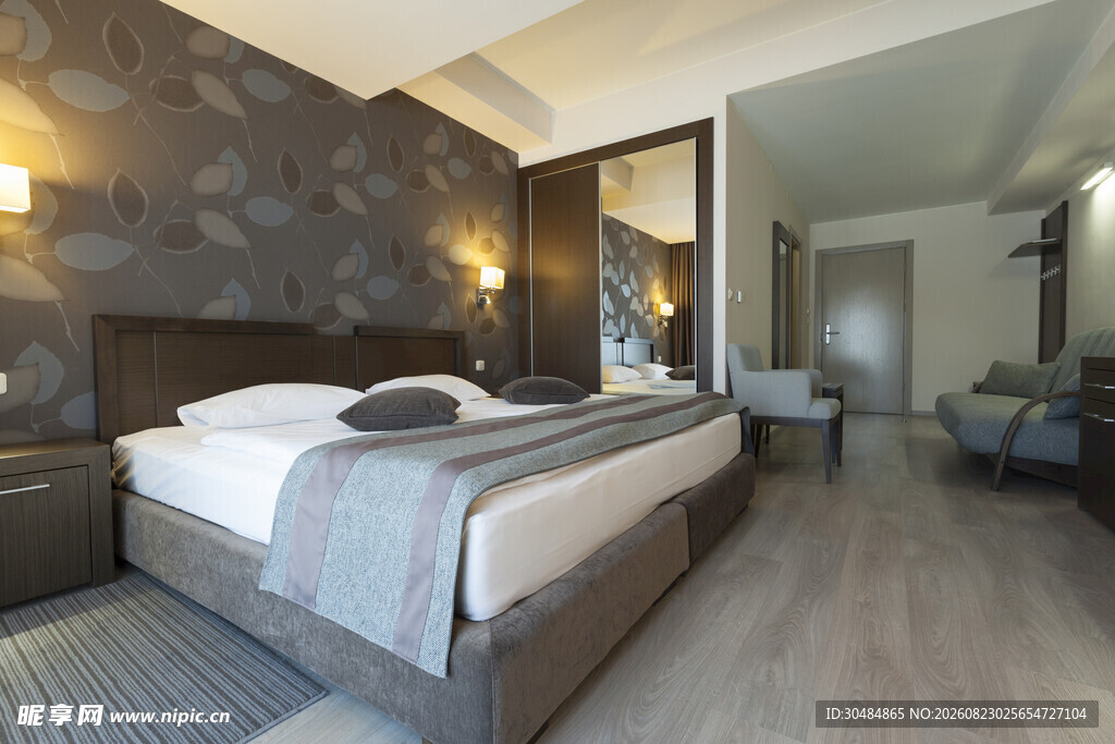 现代简约风格温馨卧室
