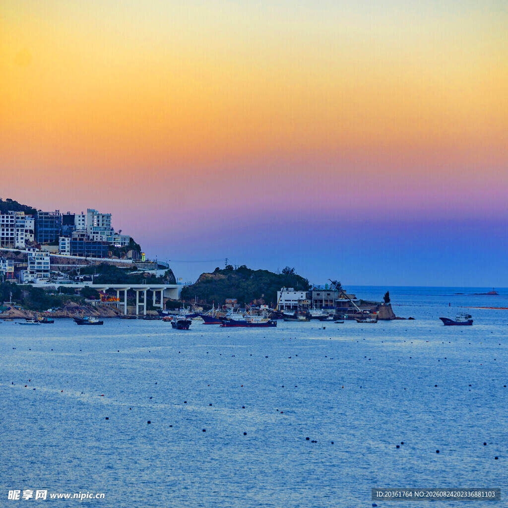 海边黄昏美景