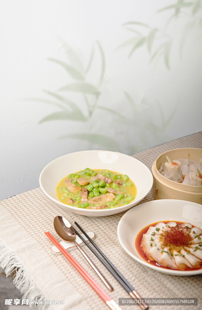 中式美味佳肴摆桌展示