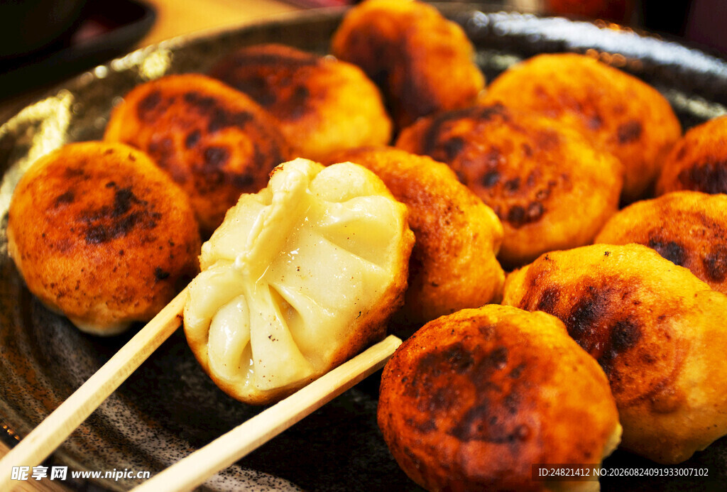 美味煎饺与丸子