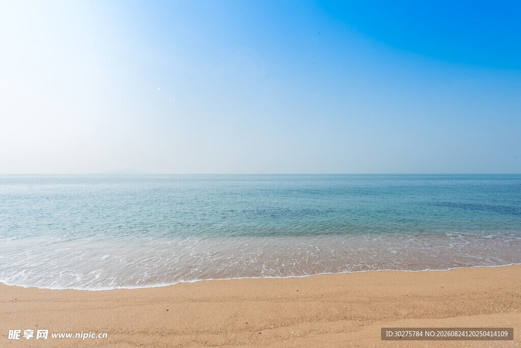 阳光沙滩海景图