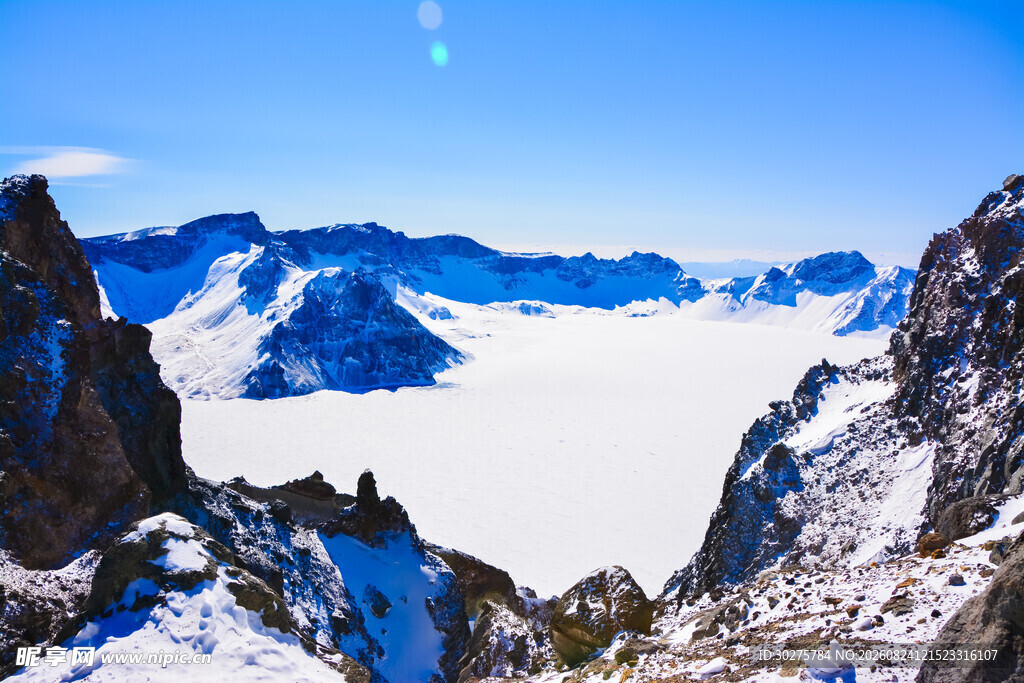 雪山壮丽景观